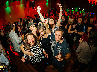 DIE DRESDNER Ü40 PARTY