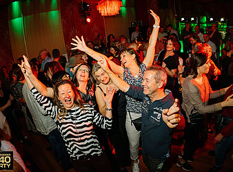 DIE DRESDNER Ü40 PARTY